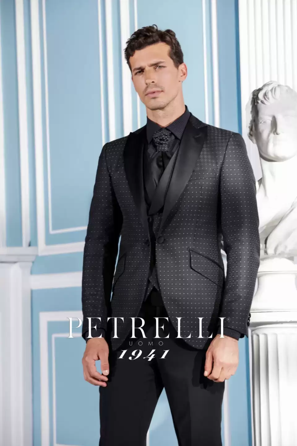 Petrelli uomo abito 3